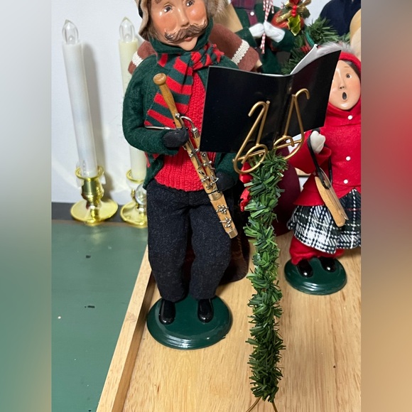 Byers choice clarinet player w music stand/ sheet - Picture 2 of 3